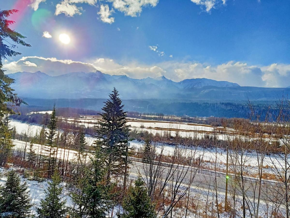 2Mins To Town, Ac & Sauna, Self Check-In, Full Kitchen, Free Laundry & Parking, Family Pet Friendly, Comfortably Sleeps Up To 10 Golden Exterior foto