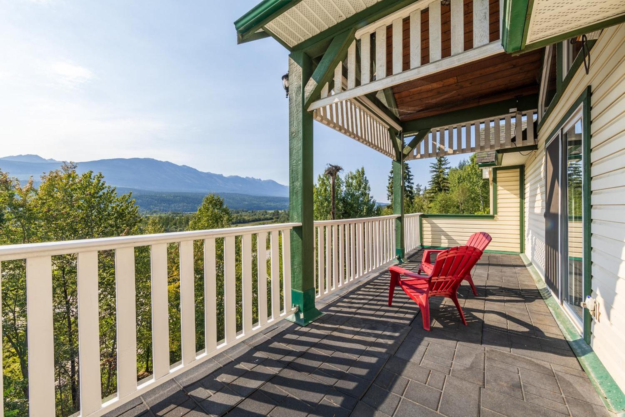 2Mins To Town, Ac & Sauna, Self Check-In, Full Kitchen, Free Laundry & Parking, Family Pet Friendly, Comfortably Sleeps Up To 10 Golden Exterior foto